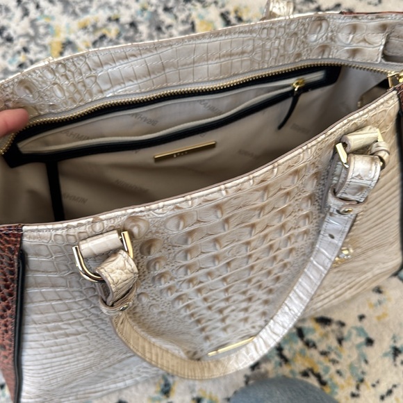 Brahmin Two-Toned Medium Asher - Picture 2 of 8